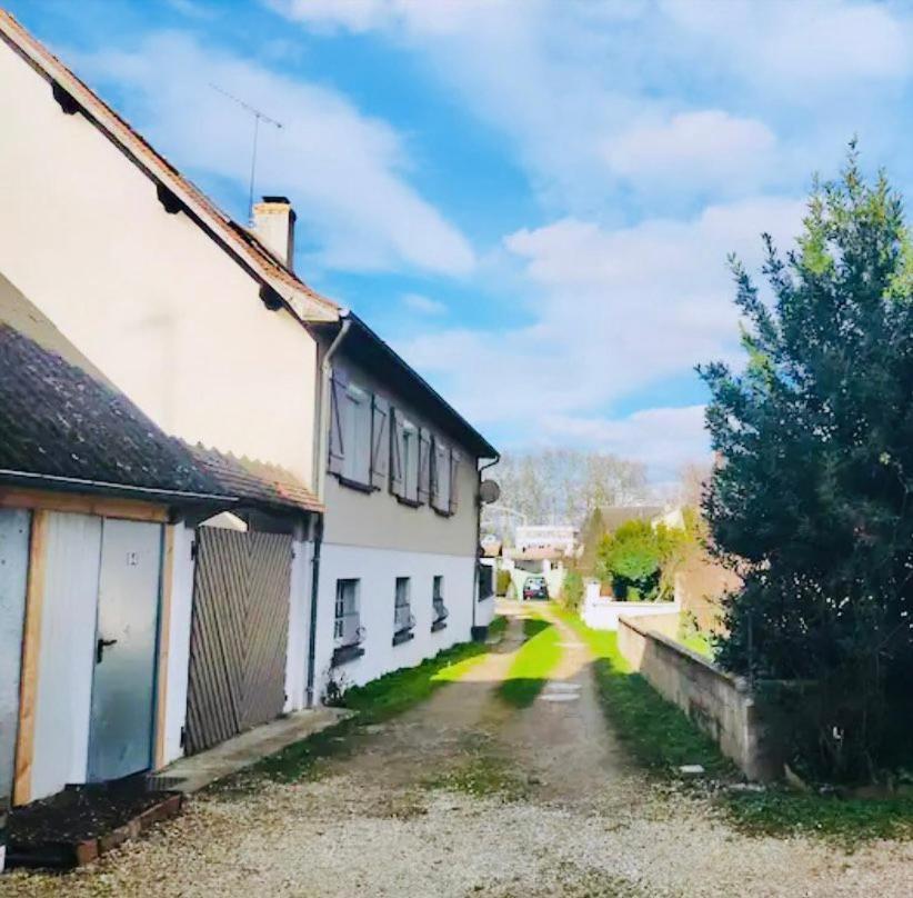 The Walsh Lägenhet Bourges Exteriör bild